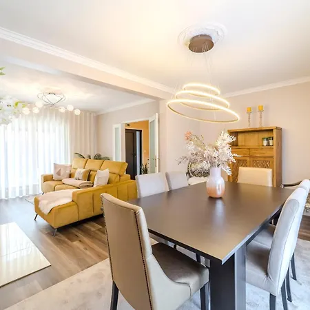 Ferienhaus Maria Reall's *